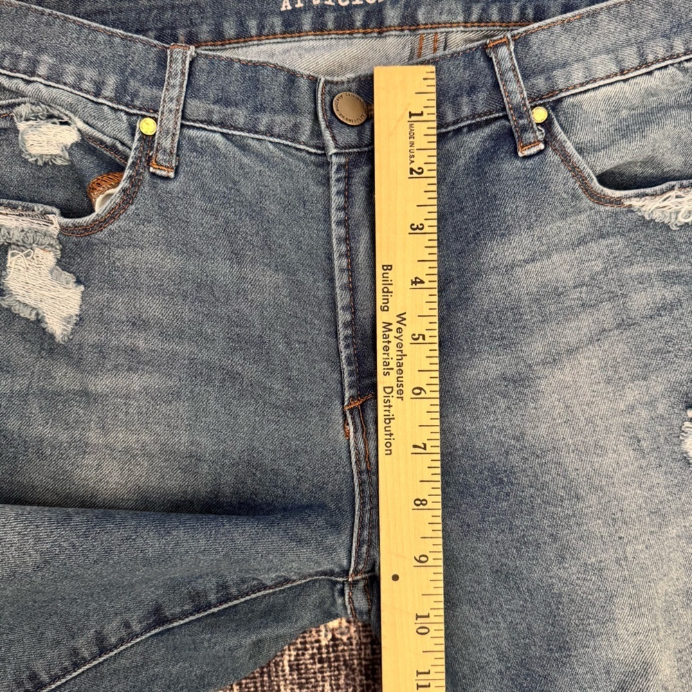 Articles of Society Women’s Mid-Rise Medium Wash Distressed Skinny Jeans Size 31 - Picture 13 of 14